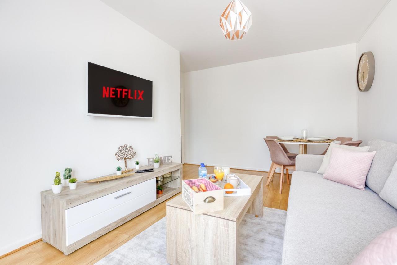 CourcouronnesL'Elysee - Easy Check-In - Arrivee Autonome - Place Parking Privative - T2 Surequipe - Wifi - Netflixアパートメント エクステリア 写真